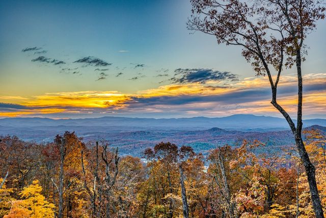 18 Wawayanda Drive, Mineral Bluff, GA 30559