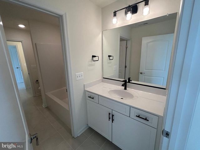 464 BAYBERRY LN, Gordonsville, VA 22942