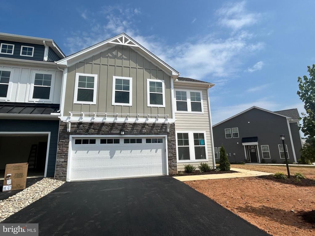 464 BAYBERRY LN, Gordonsville, VA 22942