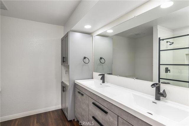 10201 Mason 62, Chatsworth, CA 91311