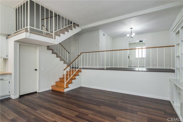 10201 Mason 62, Chatsworth, CA 91311