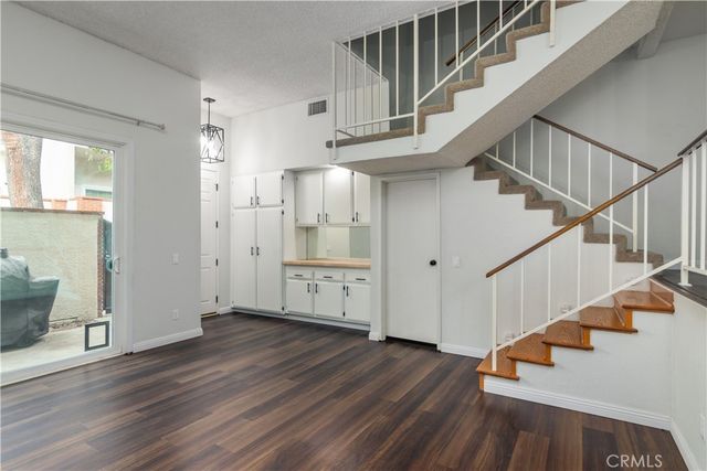 10201 Mason 62, Chatsworth, CA 91311