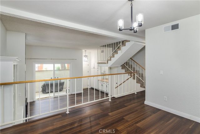 10201 Mason 62, Chatsworth, CA 91311