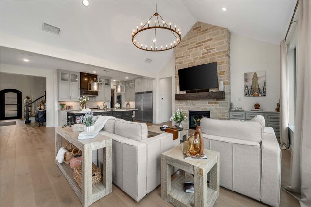 8804 Autumn Lake Trail, Mckinney, TX 75071