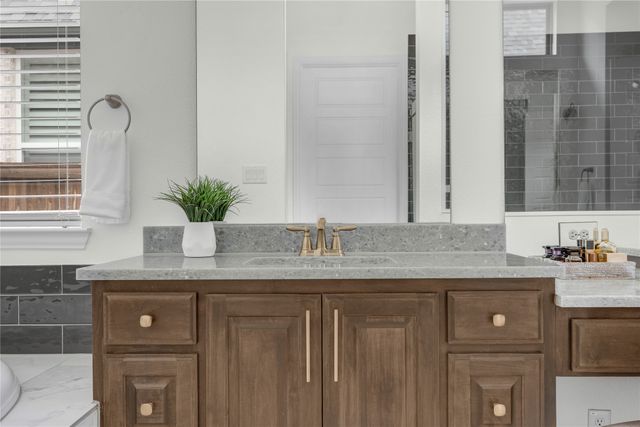 8804 Autumn Lake Trail, Mckinney, TX 75071