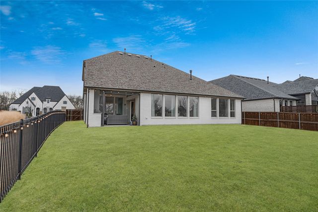 8804 Autumn Lake Trail, Mckinney, TX 75071