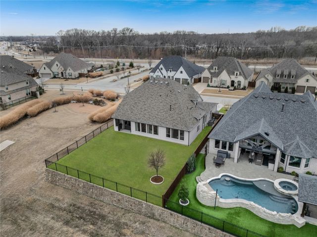 8804 Autumn Lake Trail, Mckinney, TX 75071