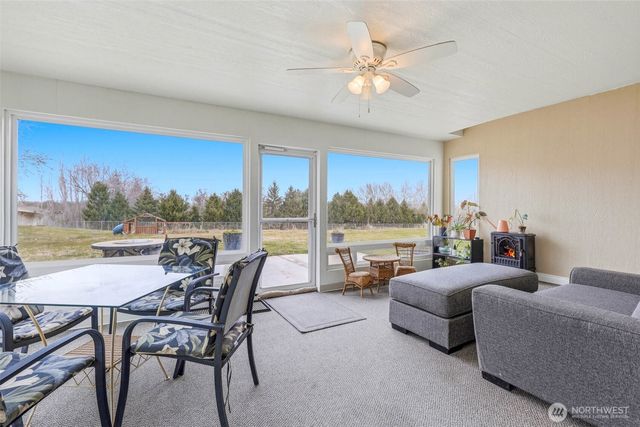 4700 Collins Rd, West Richland, WA 99353