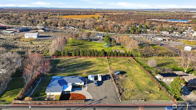 4700 Collins Rd, West Richland, WA 99353