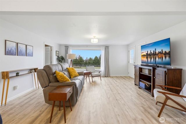 4700 Collins Rd, West Richland, WA 99353