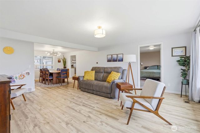 4700 Collins Rd, West Richland, WA 99353