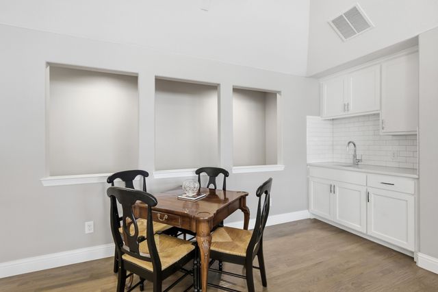 527 Sandy Lane, Flower Mound, TX 75022