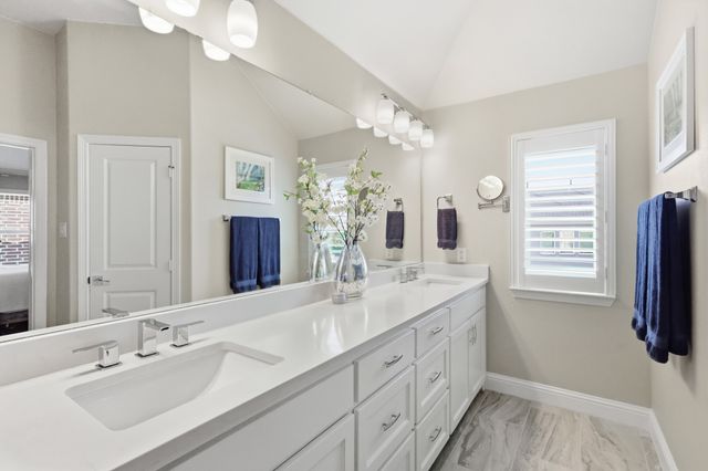 527 Sandy Lane, Flower Mound, TX 75022