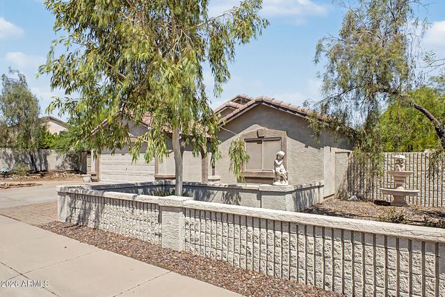 12518 W LARKSPUR Road, El Mirage, AZ 85335