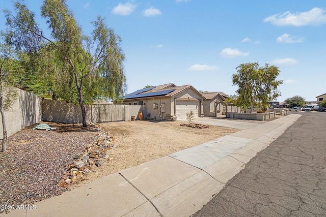 12518 W LARKSPUR Road, El Mirage, AZ 85335