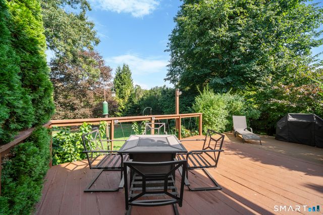521 Burton Road, Beacon Falls, CT 06403