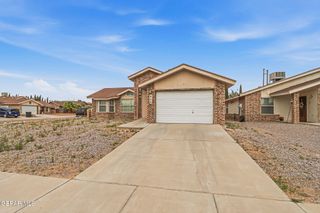 800 Nazareno Street, Horizon City, TX 79928