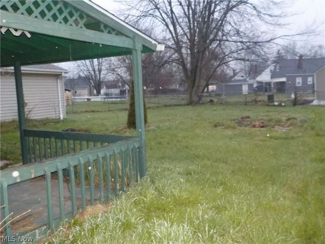 2456 E 37th Street, Lorain, OH 44055