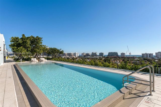 9201 E Bay Harbor Dr 501, Bay Harbor Islands, FL 33154