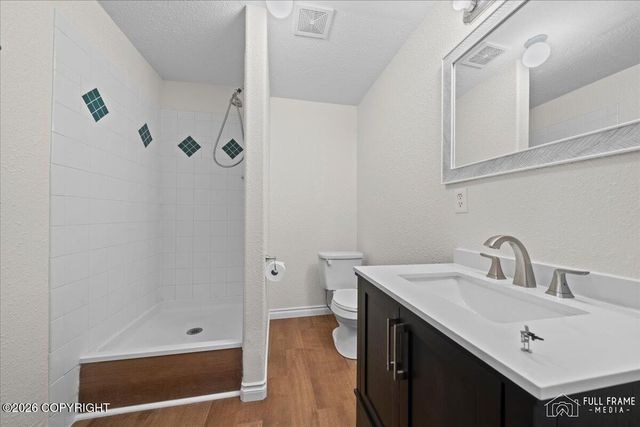 5500 E Wolverine Avenue, Wasilla, AK 99654