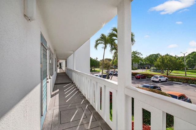 2073 Cambridge D, Deerfield Beach, FL 33442