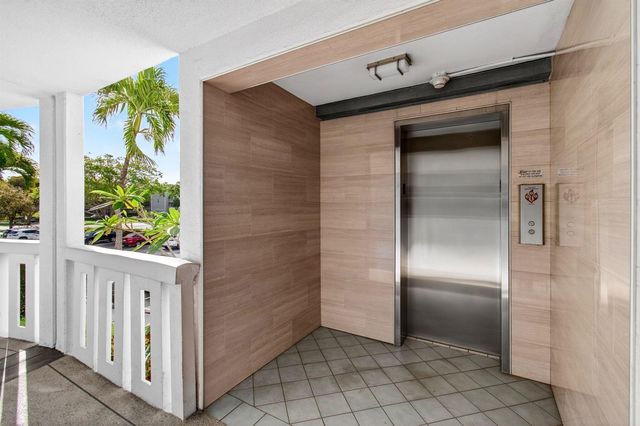 2073 Cambridge D, Deerfield Beach, FL 33442
