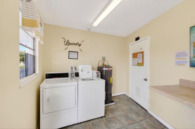 2073 Cambridge D, Deerfield Beach, FL 33442