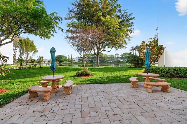 2073 Cambridge D, Deerfield Beach, FL 33442