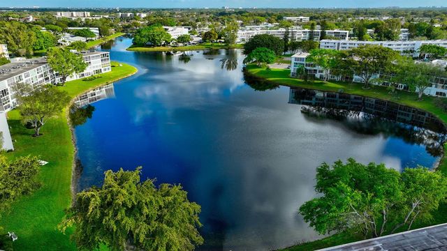 2073 Cambridge D, Deerfield Beach, FL 33442