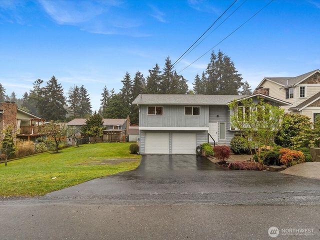 22427 82 Ave W, Edmonds, WA 98026