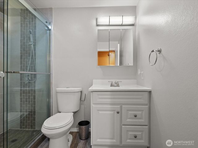22427 82 Ave W, Edmonds, WA 98026