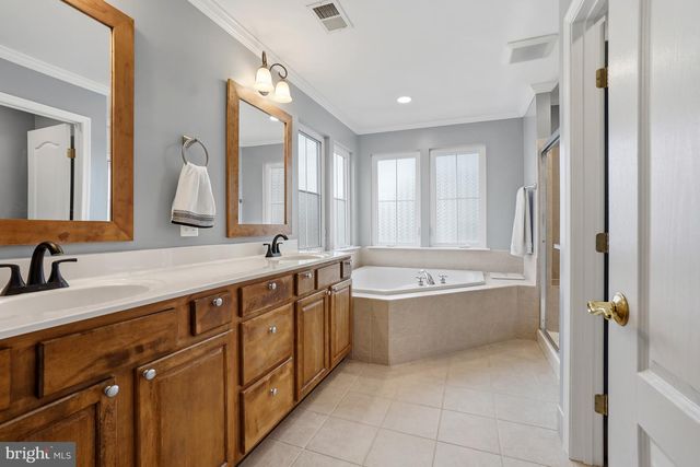 3859 BRAVEHEART DR, Frederick, MD 21704