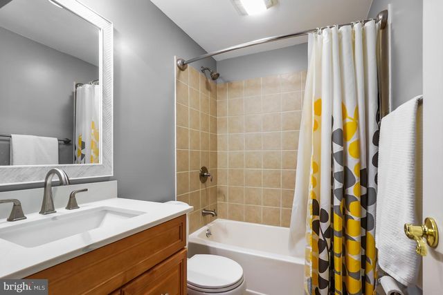 3859 BRAVEHEART DR, Frederick, MD 21704