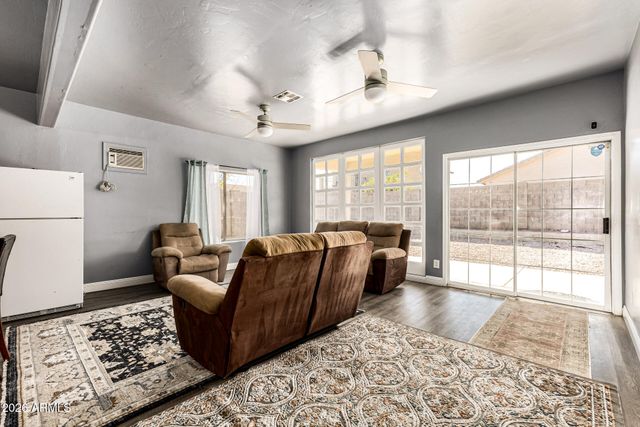 1635 W DUNBAR Drive, Phoenix, AZ 85041