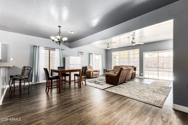 1635 W DUNBAR Drive, Phoenix, AZ 85041