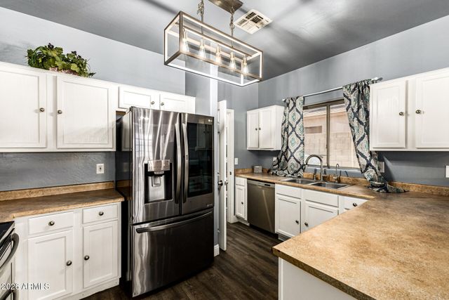 1635 W DUNBAR Drive, Phoenix, AZ 85041