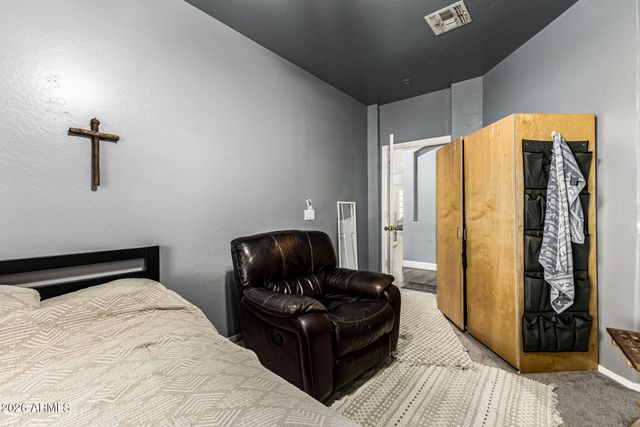 1635 W DUNBAR Drive, Phoenix, AZ 85041