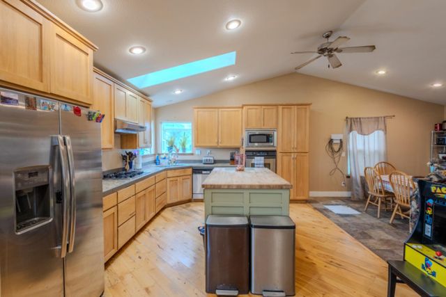 4656 Buckboard Ln, Campo Seco, CA 95226