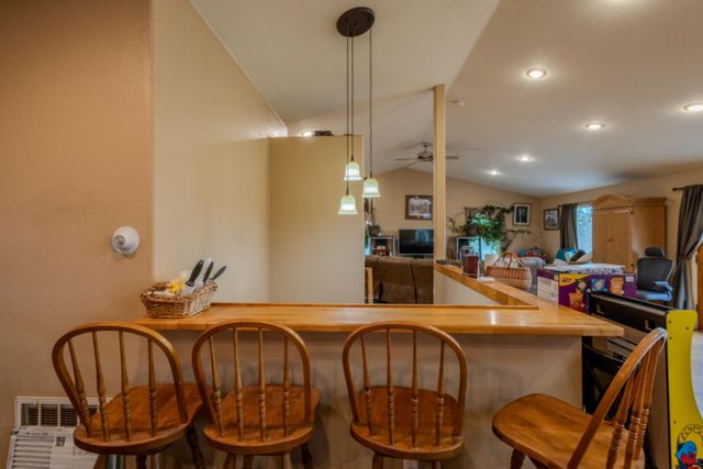 4656 Buckboard Ln, Campo Seco, CA 95226