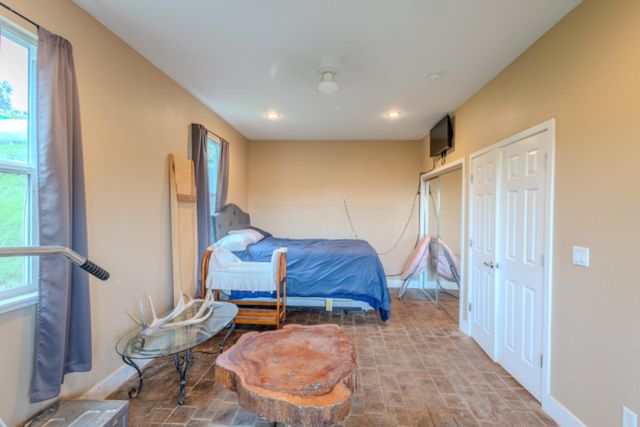 4656 Buckboard Ln, Campo Seco, CA 95226