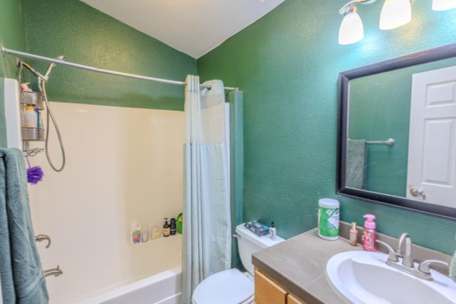 4656 Buckboard Ln, Campo Seco, CA 95226