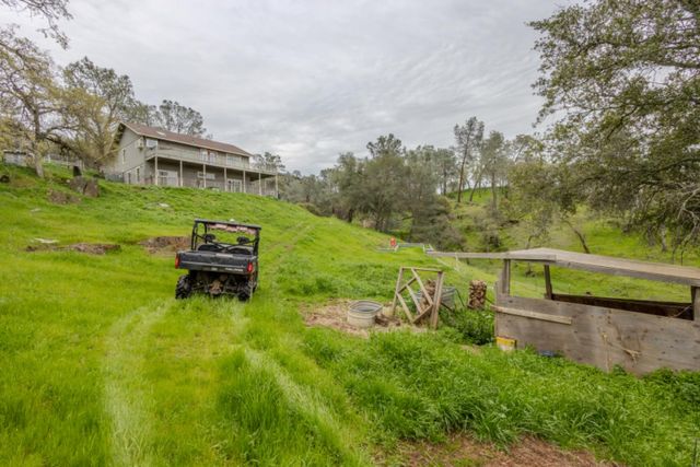 4656 Buckboard Ln, Campo Seco, CA 95226