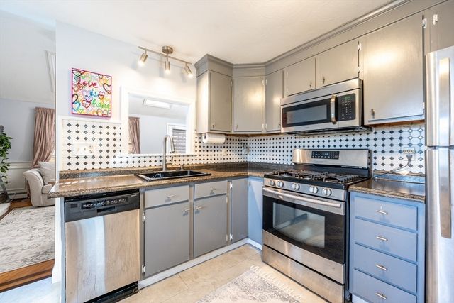 522 Lincoln Road Ext, Barnstable, MA 02601