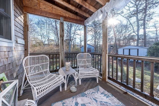 522 Lincoln Road Ext, Barnstable, MA 02601