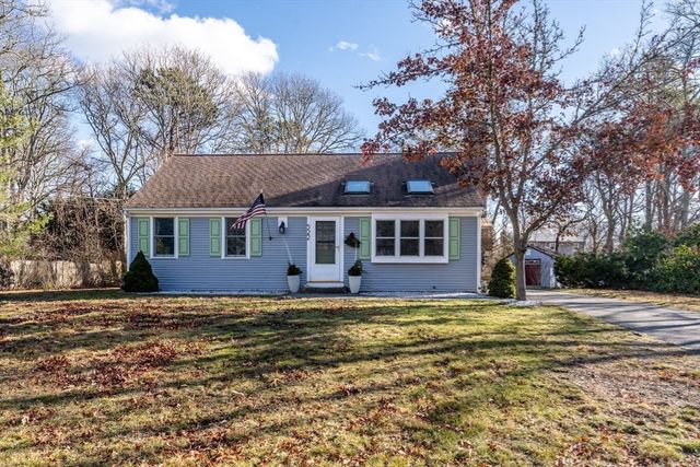 522 Lincoln Road Ext, Barnstable, MA 02601
