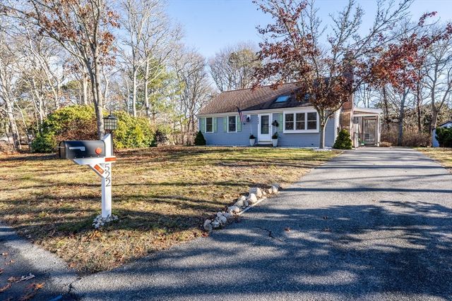 522 Lincoln Road Ext, Barnstable, MA 02601