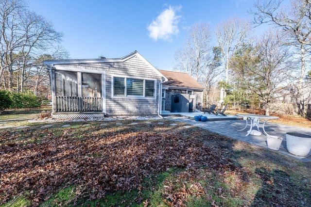 522 Lincoln Road Ext, Barnstable, MA 02601