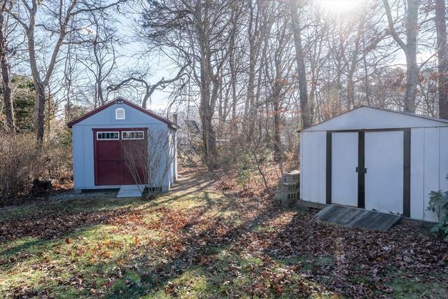 522 Lincoln Road Ext, Barnstable, MA 02601