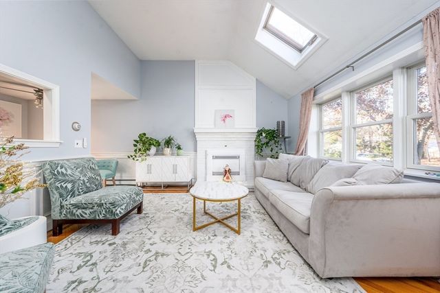 522 Lincoln Road Ext, Barnstable, MA 02601