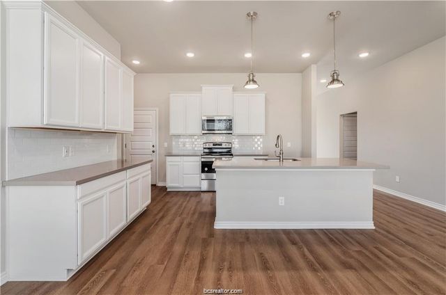 3185 Normandy, Bryan, TX 77808